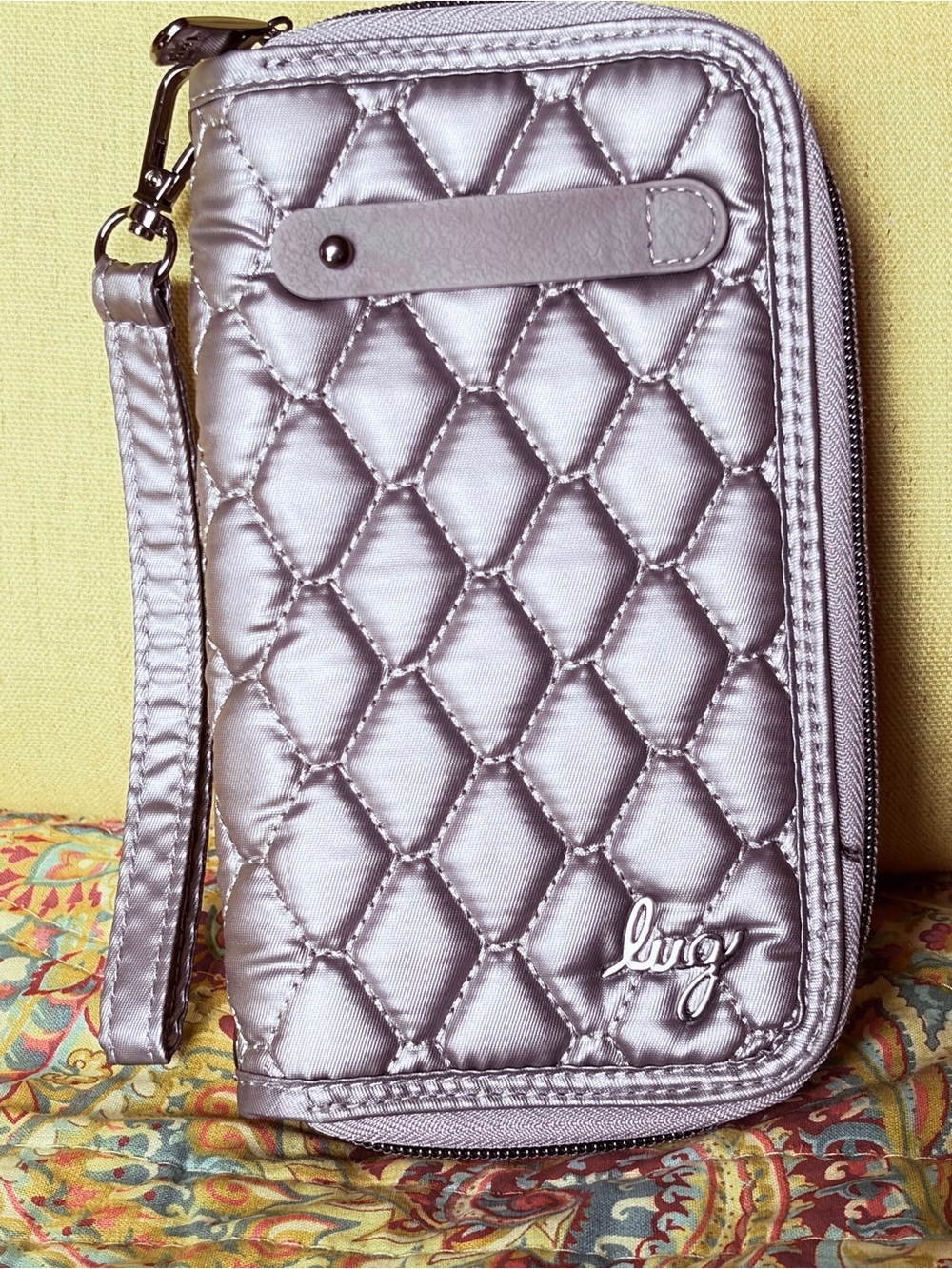 Lug Tram Metallic Pearl RFID Wristlet - EUC